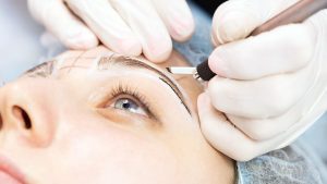 how to become a microblading technician