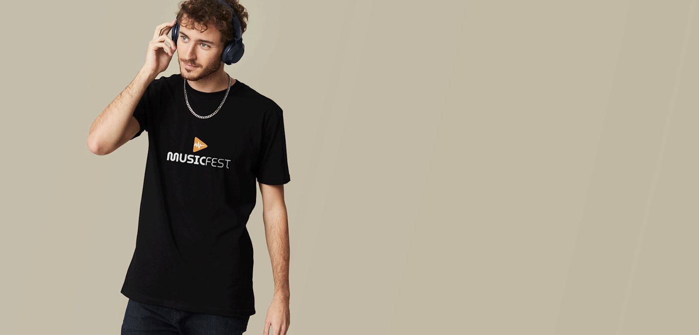 software that can help men design custom t-shirts